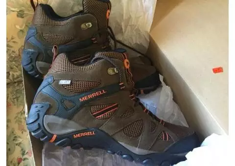 New Merrell midweight hiking boots
